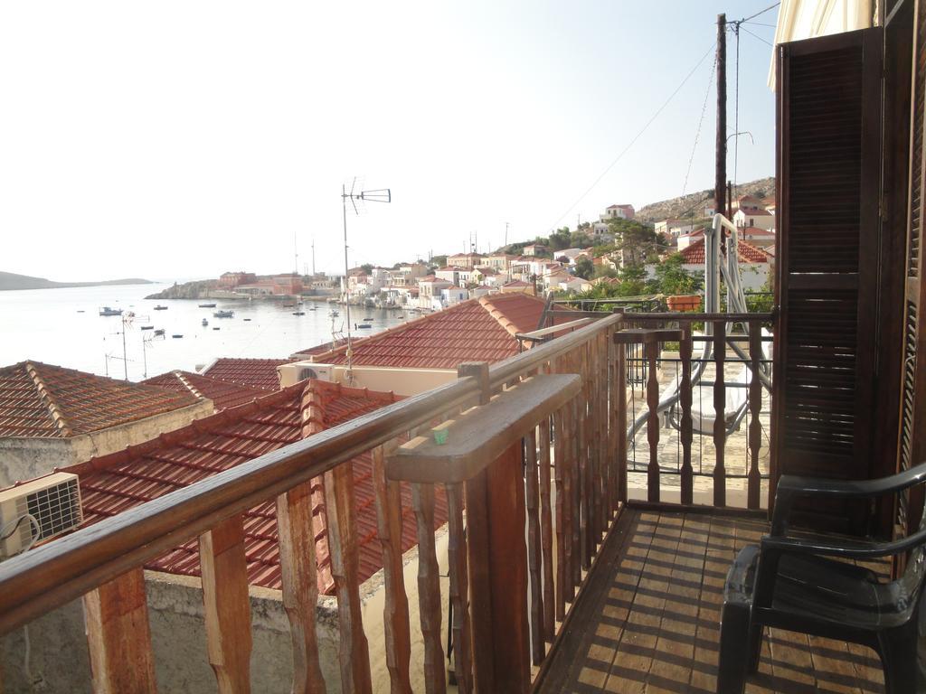 Villa Chrysodimi Chalki Town Номер фото