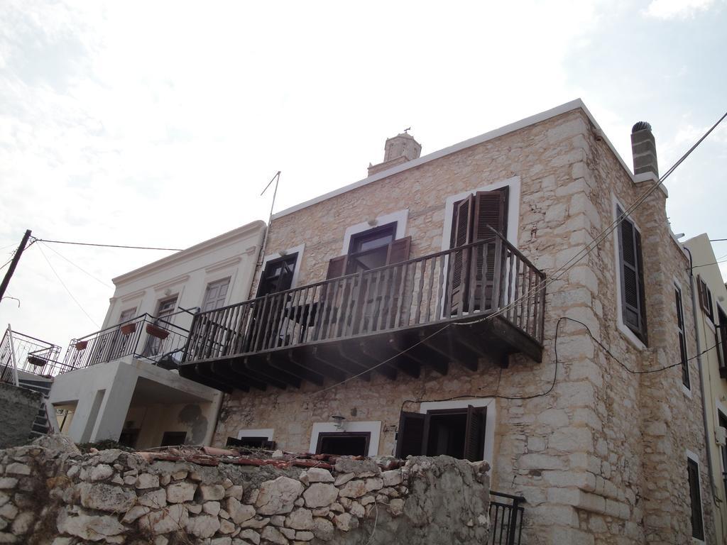 Villa Chrysodimi Chalki Town Номер фото