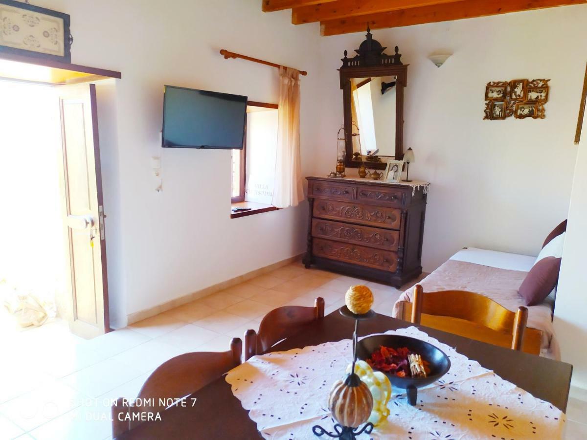 Villa Chrysodimi Chalki Town Екстер'єр фото